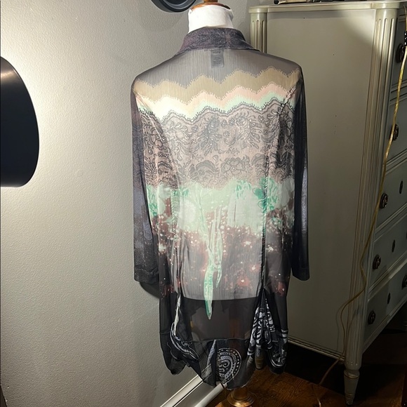 Black Floral Long Zip Front Top John Mark Large. WT247 - Picture 4 of 12